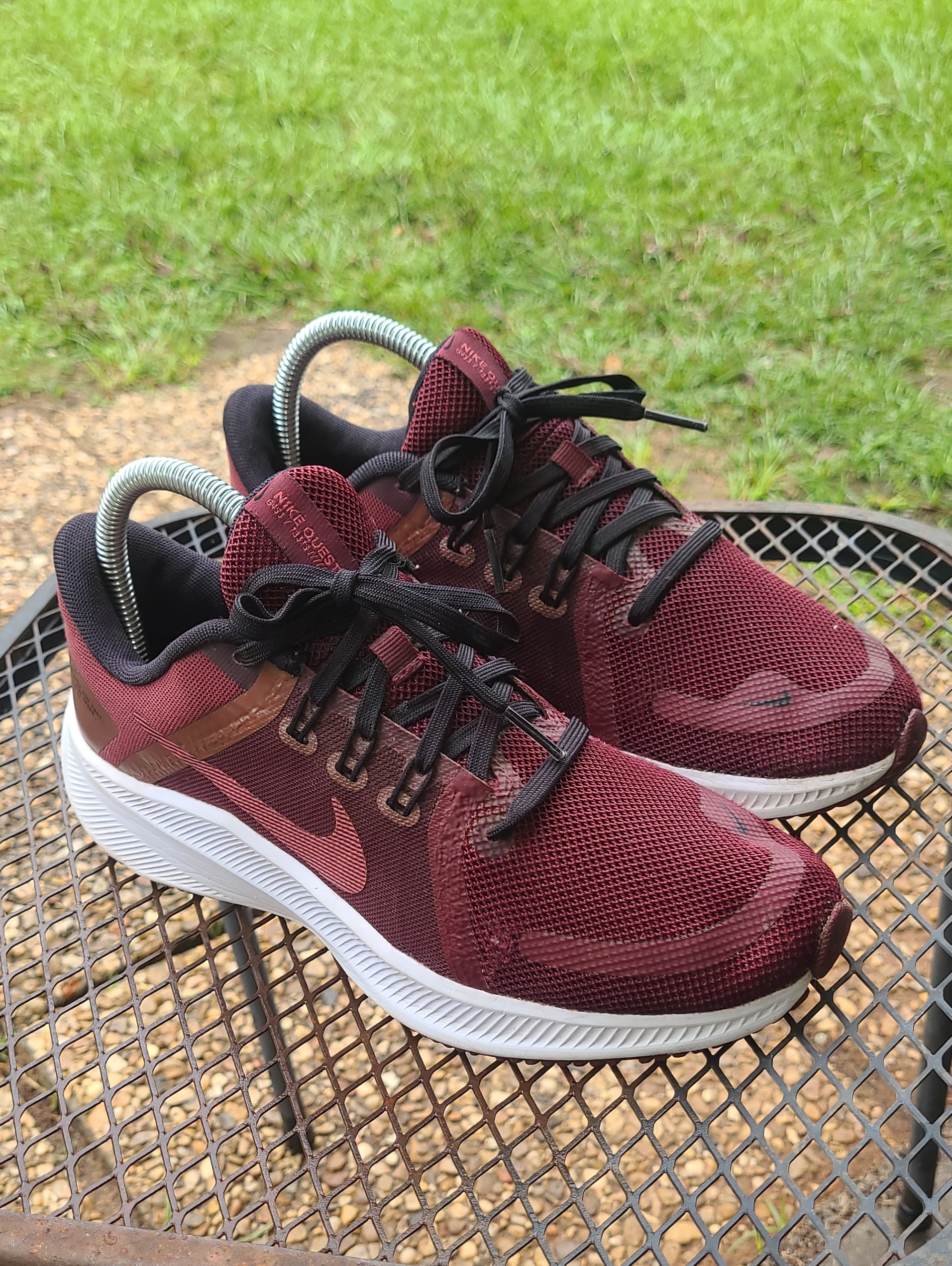Nike Quest 4 Women's 'Dark Beetroot' Running Shoes Size 7